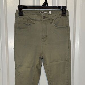 Refuge Women's Khaki Jeggings